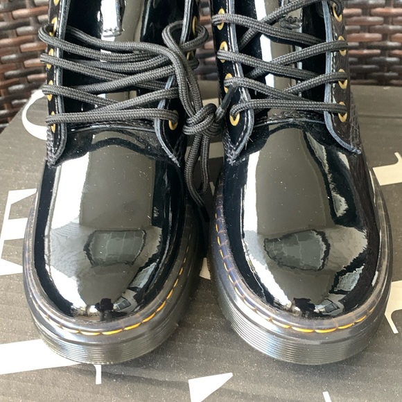 DR.MARTENS WOMENS ZAVALA COMBAT BOOT Black Patent - Picture 9 of 16
